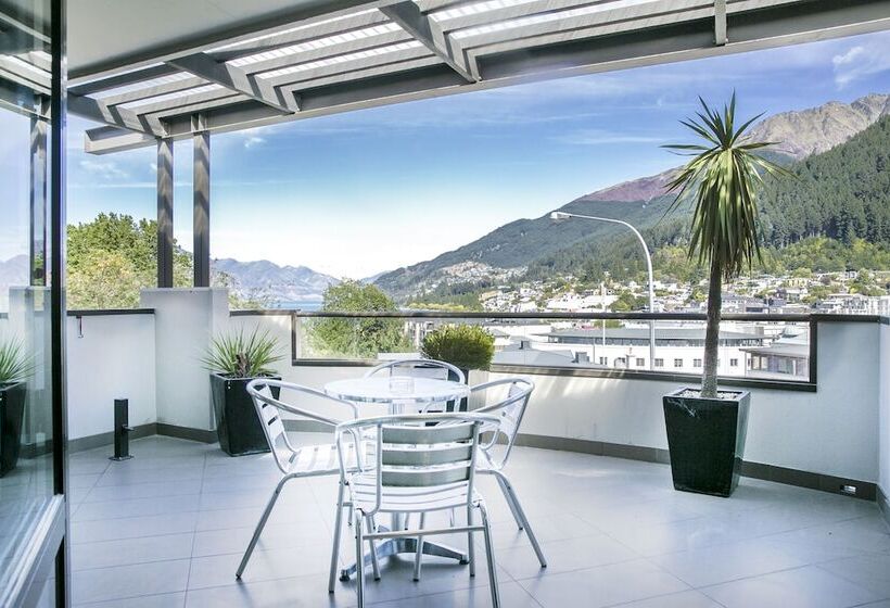 The Glebe Apartments