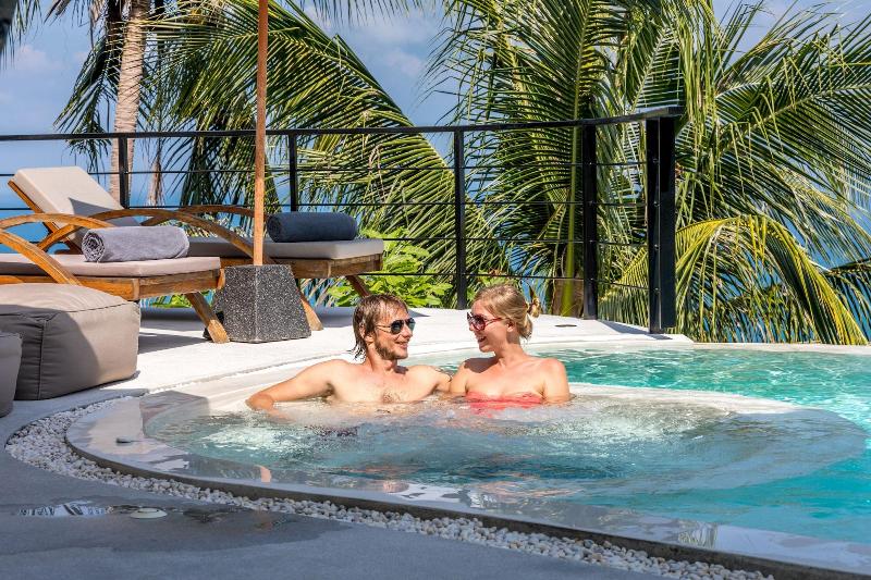 تختخواب و صبحانه Villa The Spot Koh Samui
