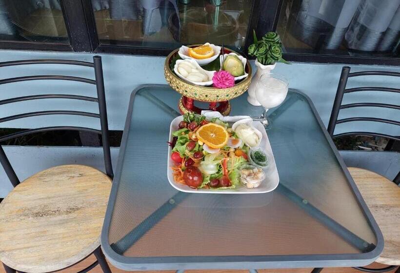 ホテル ต้งโฮมหละปูน