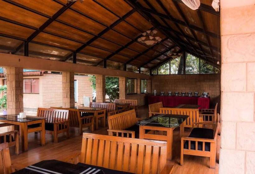 בית מלון כפרי Anand Resort A Luxury Resort Nashik