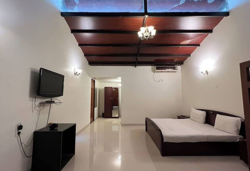 בית מלון כפרי Anand Resort A Luxury Resort Nashik