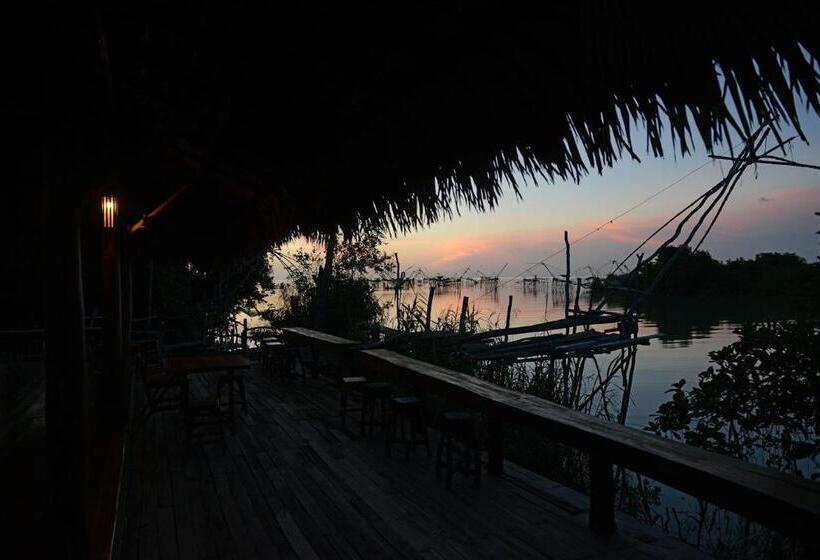 فندق Baan Tonlamphu Pakpra