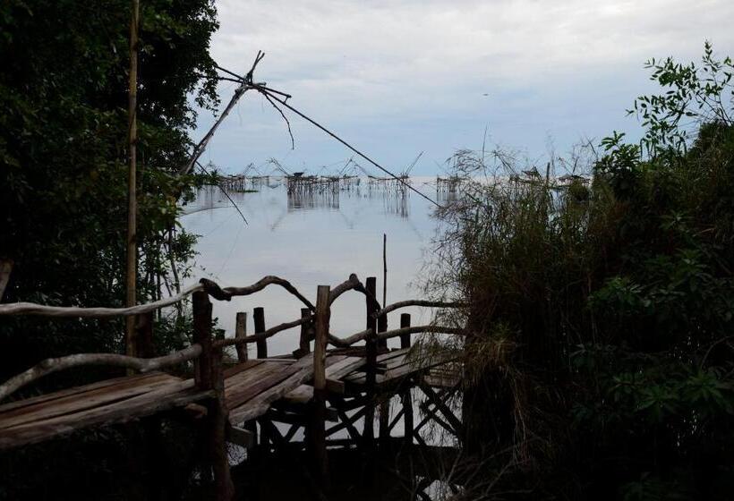 فندق Baan Tonlamphu Pakpra