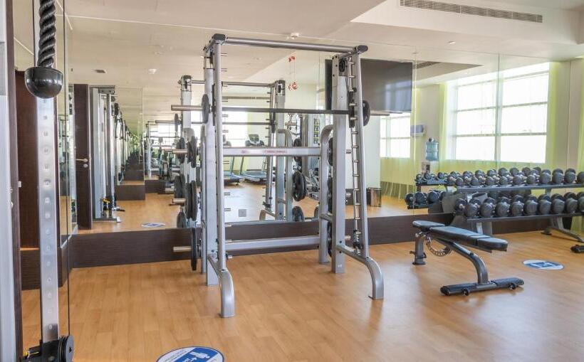 Gravity Hotel Abu Dhabi