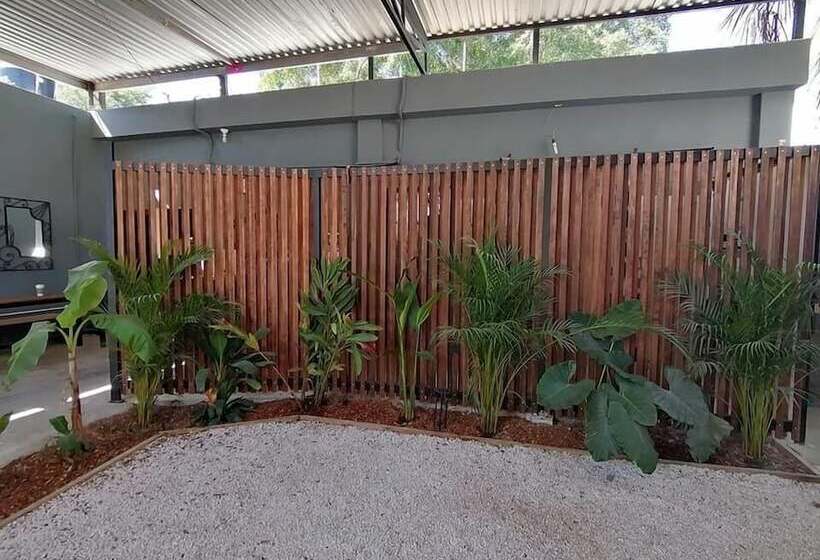 בית מלון כפרי Hostal Casa Herrero Hostel