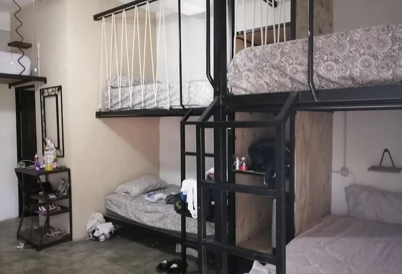 בית מלון כפרי Hostal Casa Herrero Hostel