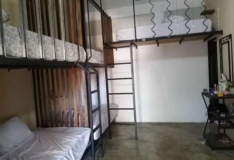 בית מלון כפרי Hostal Casa Herrero Hostel