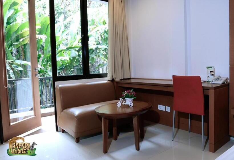 בית מלון כפרי Safari Resort