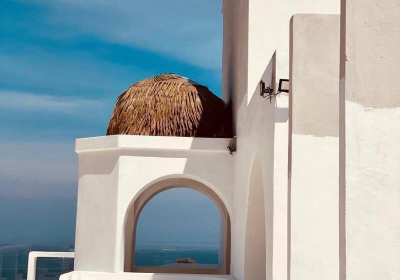 Loccal Collection Hotel Komodo