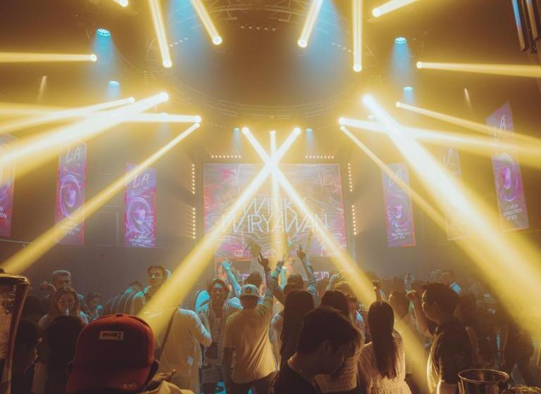 Loccal Collection Hotel Komodo