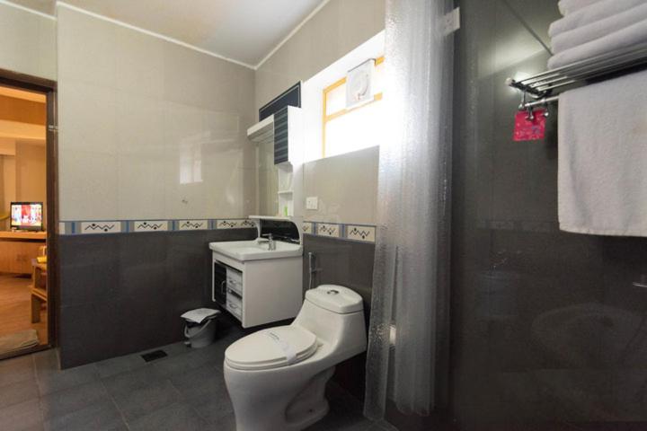 酒店 Meadows Residency