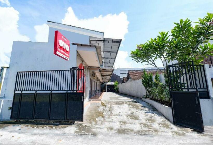 酒店 Orchid House By Oyo Rooms