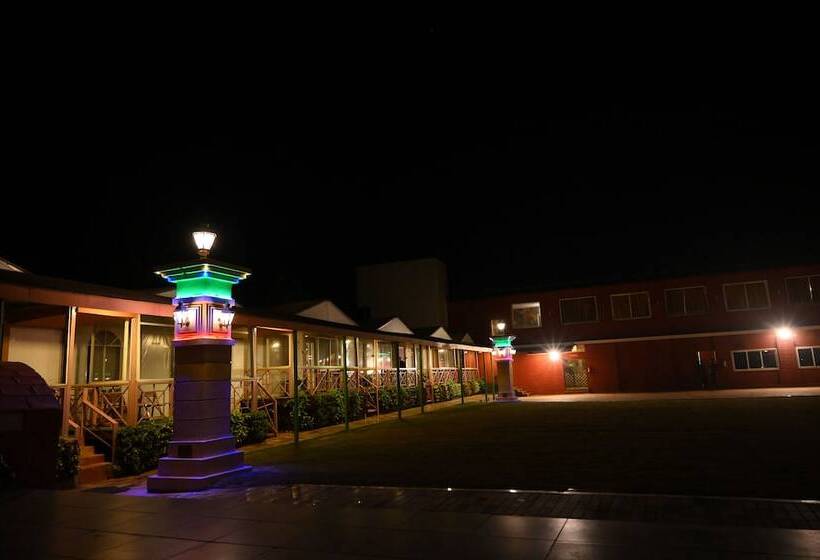 Отель The Grand Legacy Resort