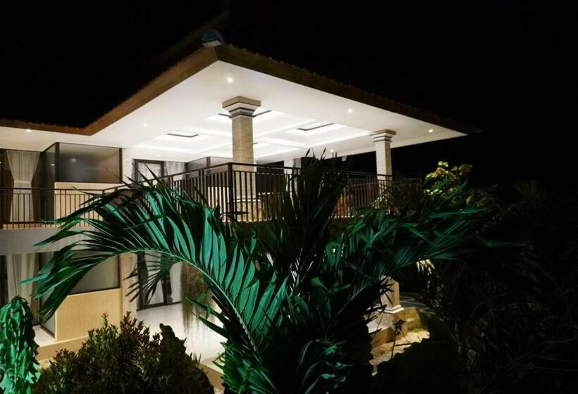 פנסיון Umah Dayuh