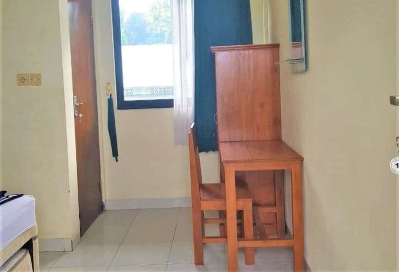 ペンション Estedela