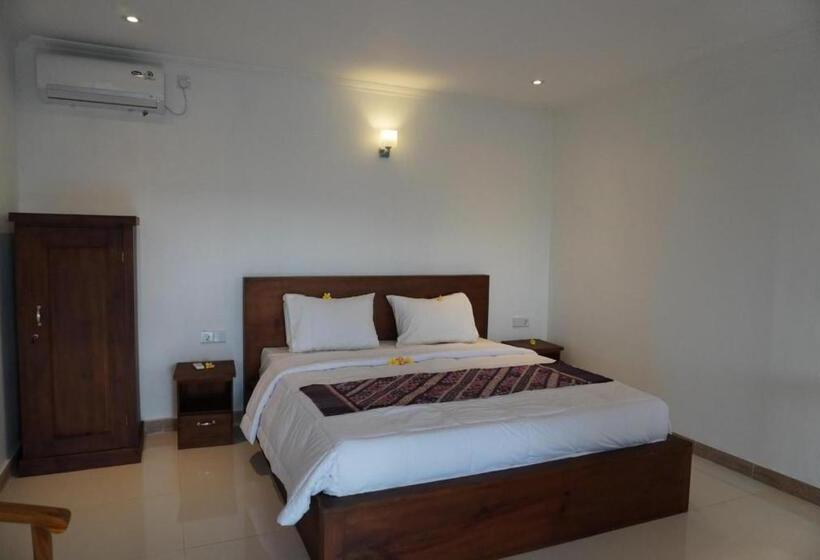 פנסיון Umah Dayuh