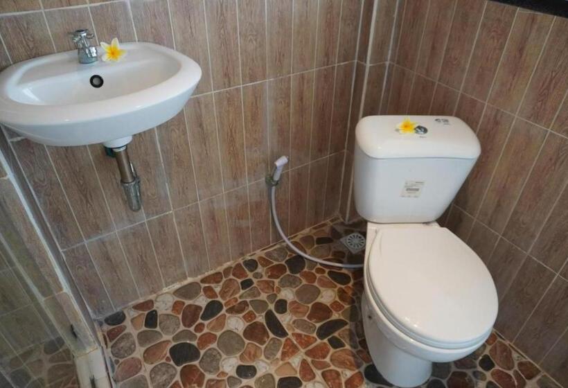 פנסיון Umah Dayuh