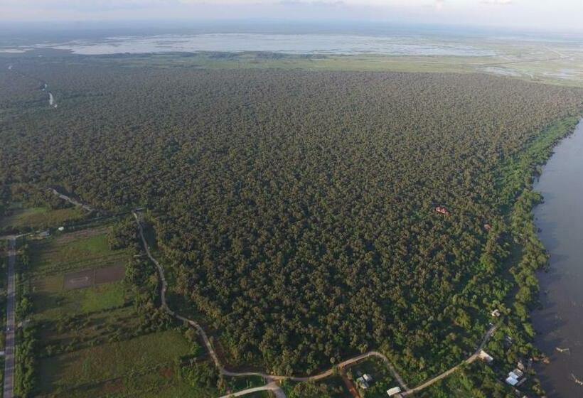 פנסיון Wetlandcamp บ้านชายเล