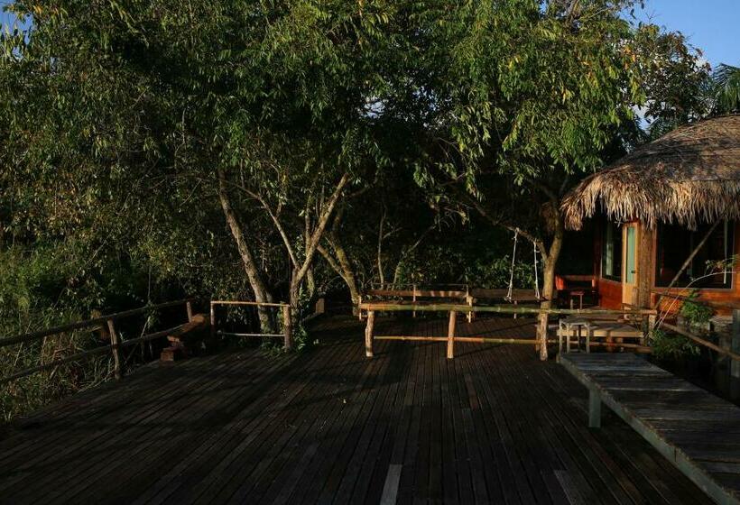 פנסיון Wetlandcamp บ้านชายเล