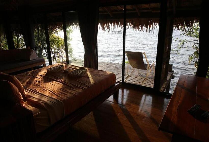 פנסיון Wetlandcamp บ้านชายเล