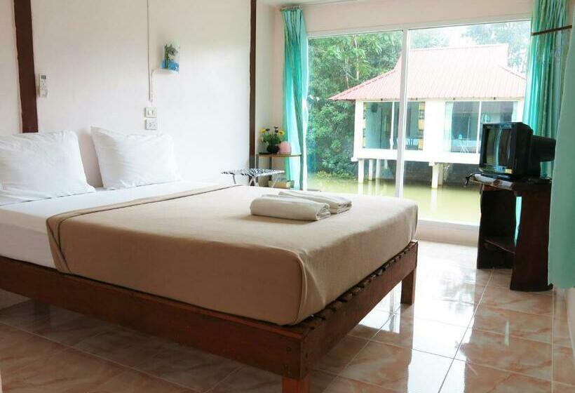 منتجع Banpak Suankaew Talaynoi