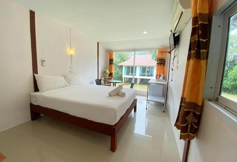 منتجع Banpak Suankaew Talaynoi