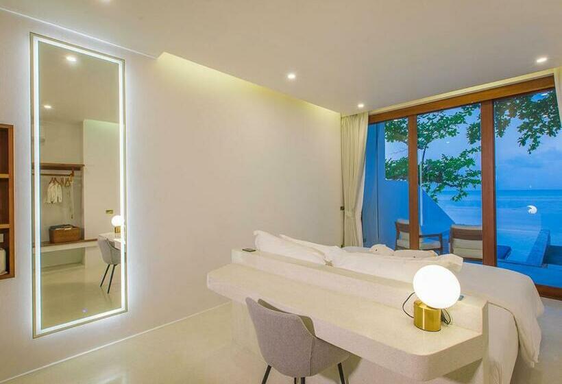 リゾートホテル White Whale Beachfront Poolvilla