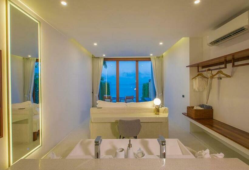 Курорт White Whale Beachfront Poolvilla