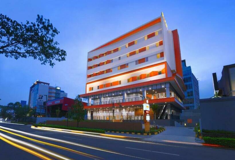 Starlet Hotel Bsd City