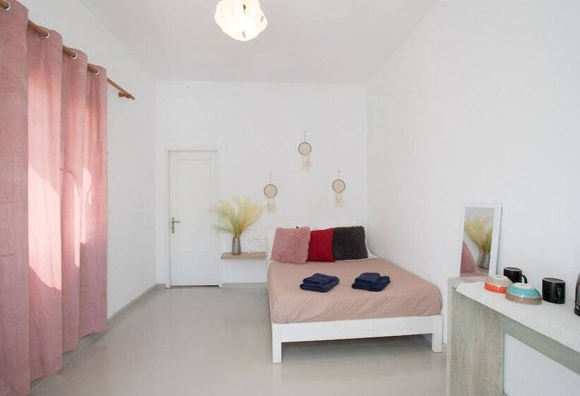 Dimelal Mikonos Downtown Apartments