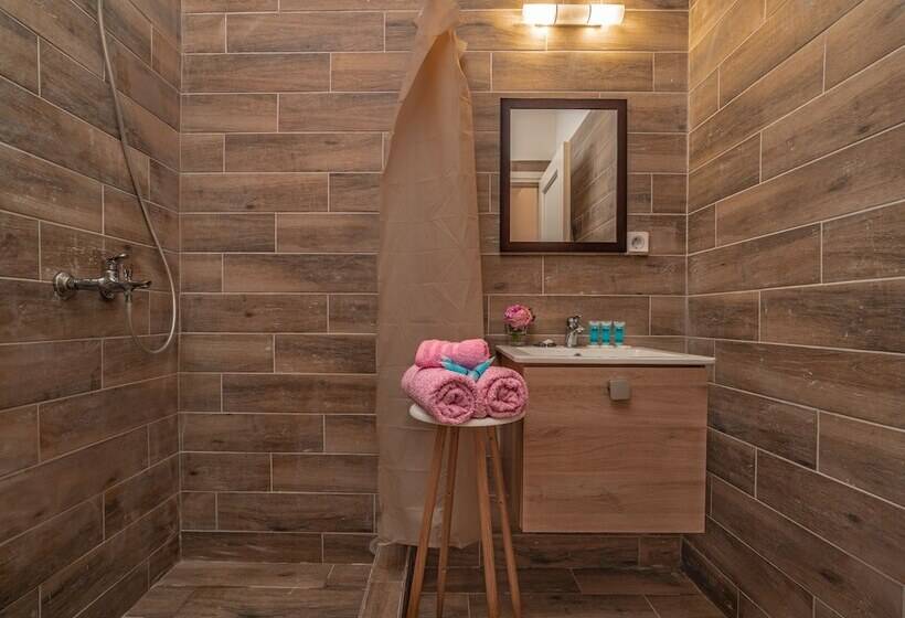 Dimelal Mikonos Downtown Apartments