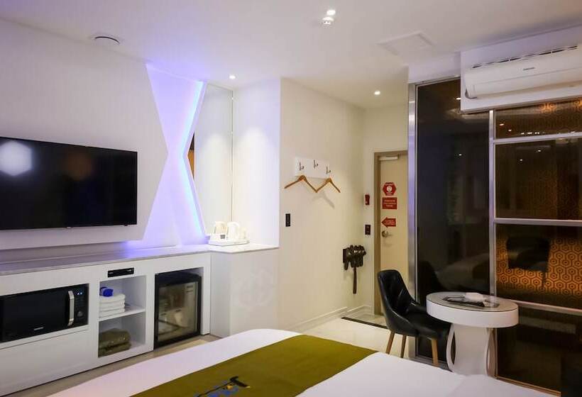 Donghae Luxury Java Self Check In Motel