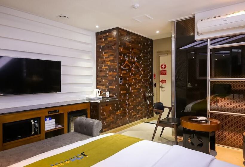 Donghae Luxury Java Self Check In Motel