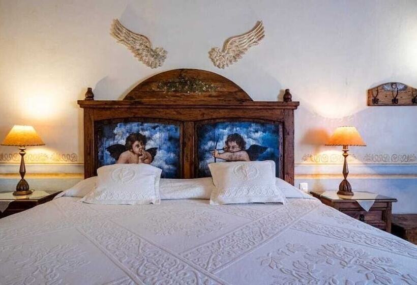 ホテル Centenario Los Arroyitos