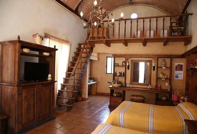 ホテル Centenario Los Arroyitos