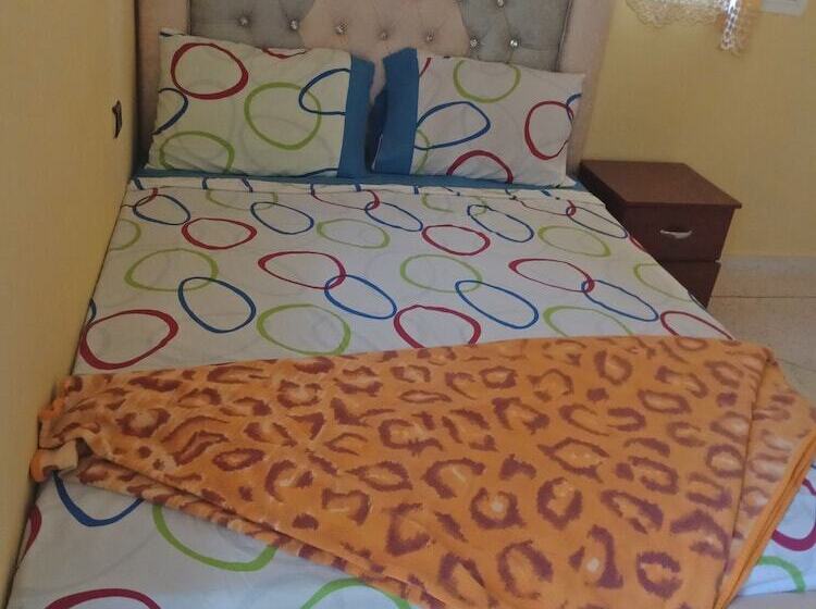 Отель Complexe Touristique Abayno