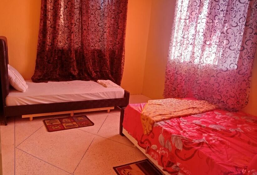 Отель Complexe Touristique Abayno