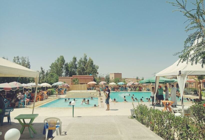 Отель Complexe Touristique Abayno