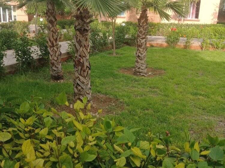 Отель Complexe Touristique Abayno