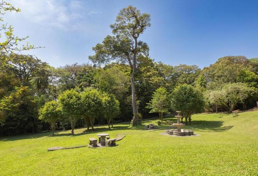 בית מלון כפרי Fondavela