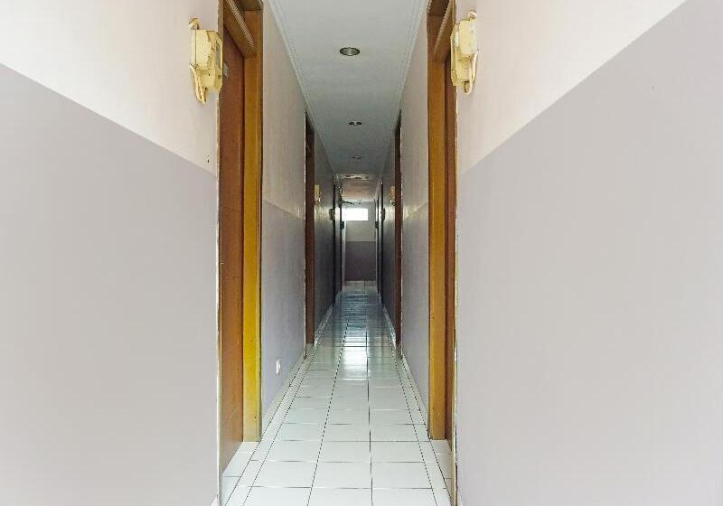 فندق Griya Mitra Kost