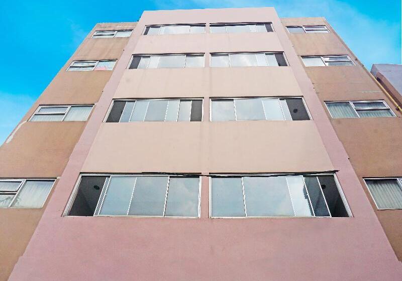 فندق Griya Mitra Kost