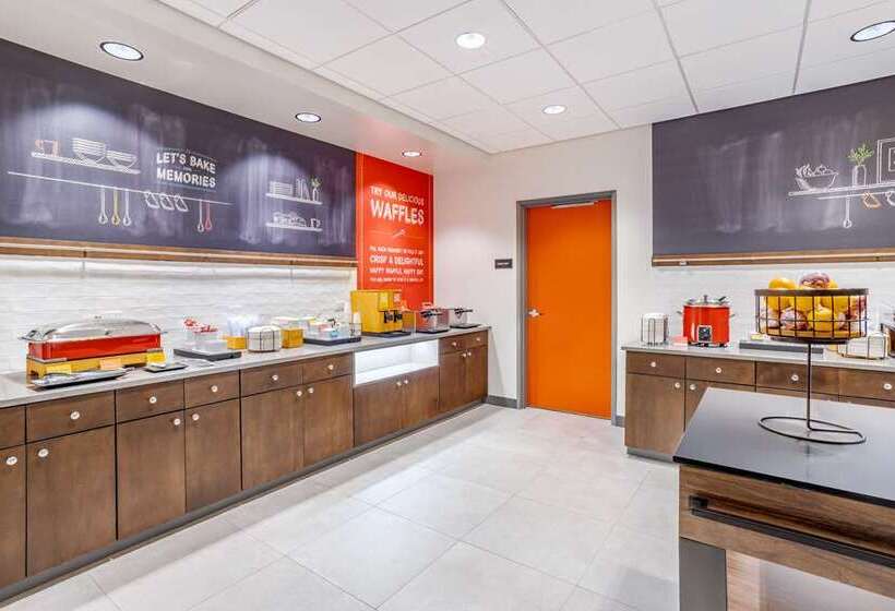 فندق Hampton Inn By Hilton Bedford