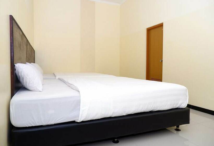 בית מלון כפרי Homestay Villa Diva Tambi