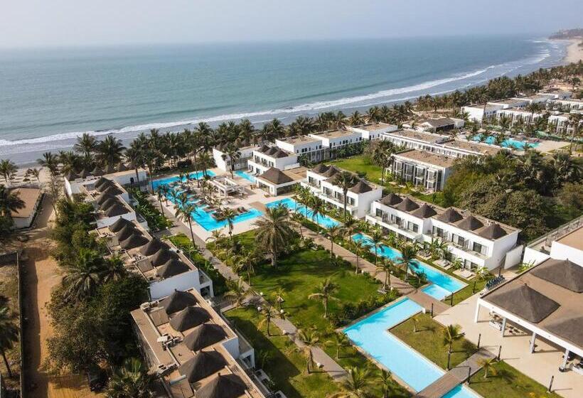 هتل Kalimba Beach Resort