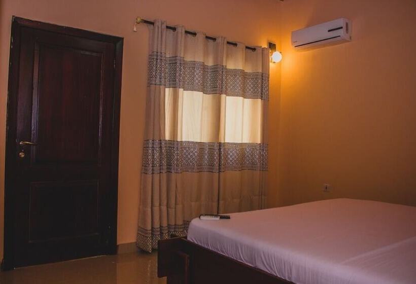 בית מלון כפרי Ogo Lodge