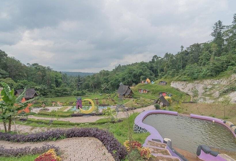 酒店 Reddoorz Resort Syariah @ Batu Apung Purwakarta