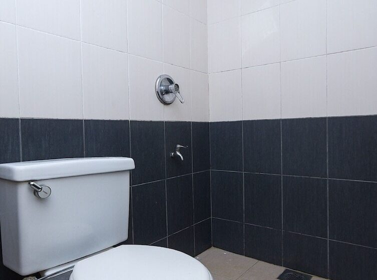 בית מלון כפרי River Inn By Oyo Rooms