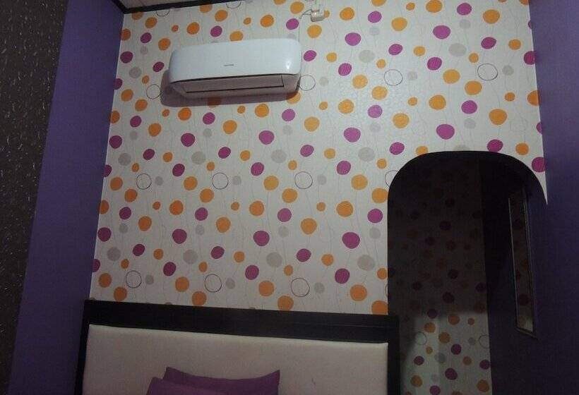 בית מלון כפרי Ungu Nasional 2