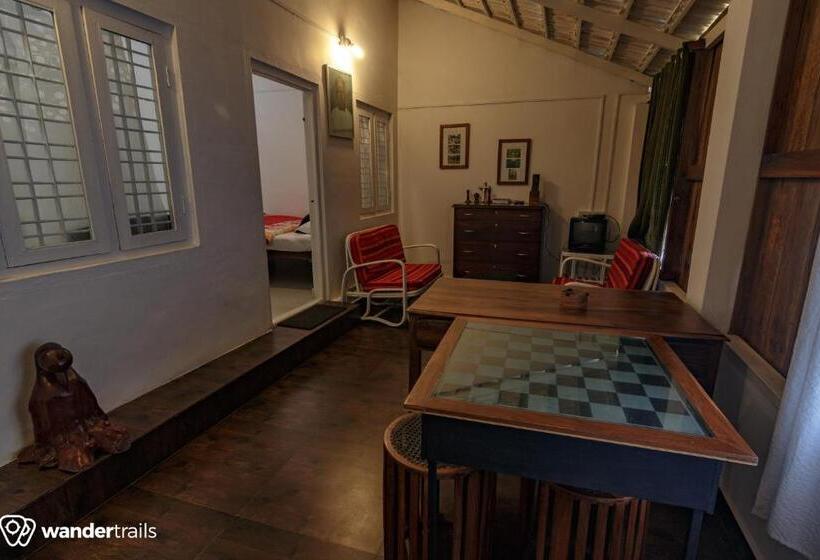 בית מלון כפרי Whispering Willows